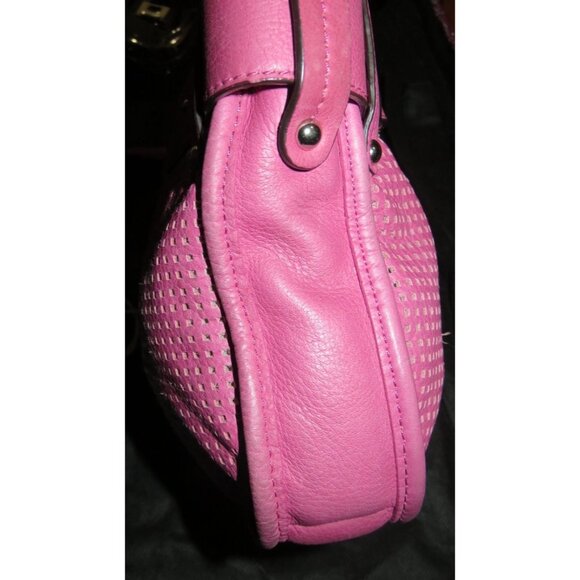 B. Makowsky Pink Lasercut perforated leather turnlock Crossbody Bag & dustbag - Picture 4 of 11